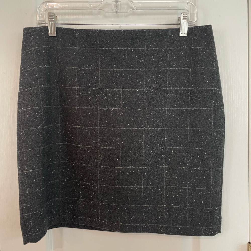 NWT Banana Republic pencil skirt wool blend